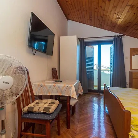 And Ivan Apartment *